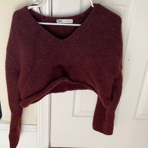 Zara cropped burgundy sweater